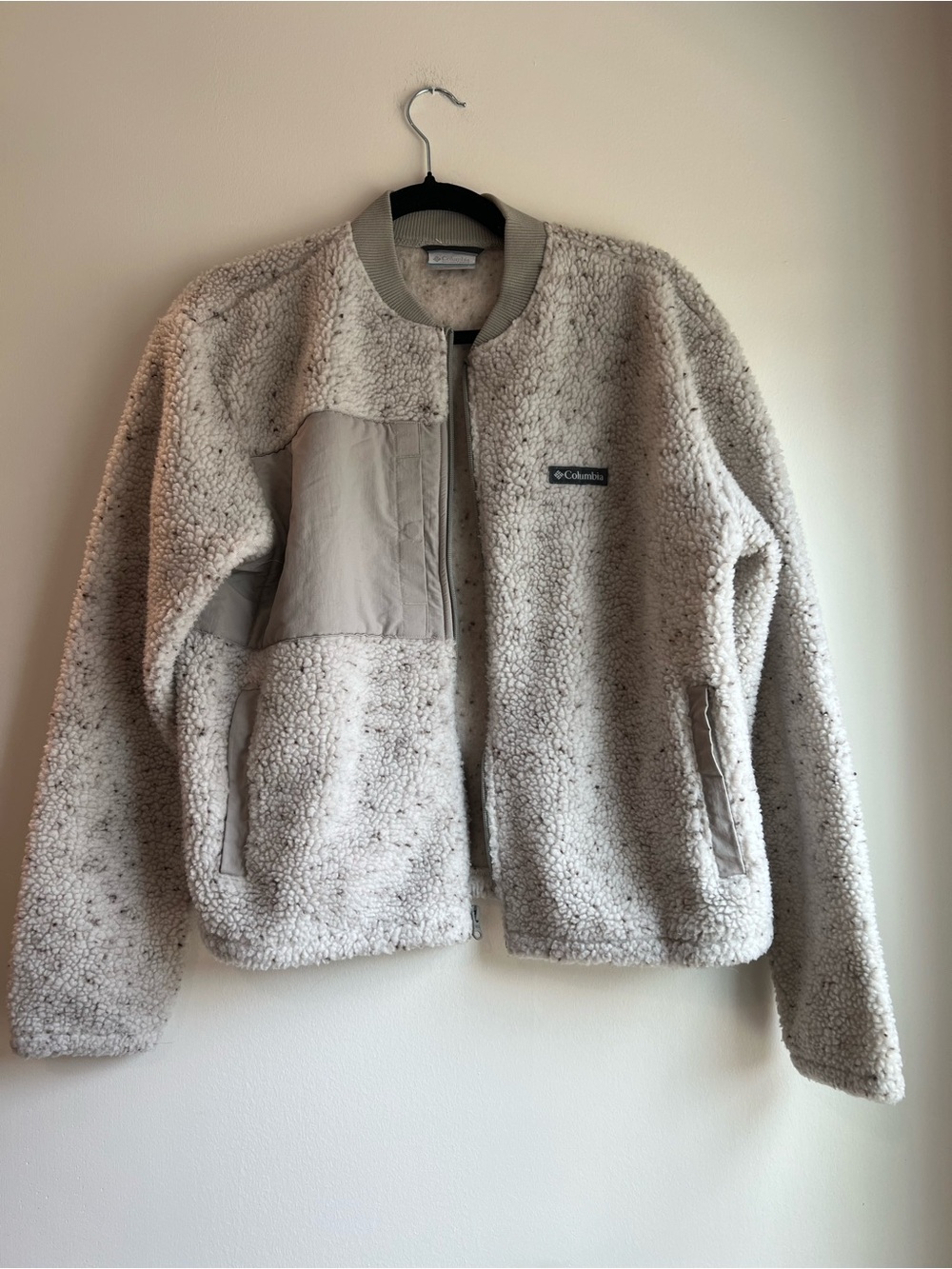 Columbia Women's Light Cream Fleece Jacket